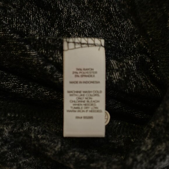 NEW‎ Express One Eleven Gray Knit Medium Cowl Scoop Neck Sweater Rayon Polyester - Picture 10 of 10